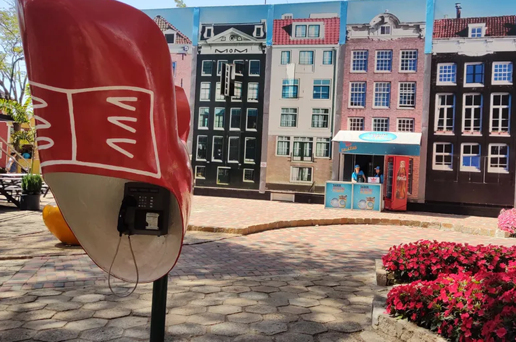 FOTO DE ARQUIVO: Cenários holandeses são atração da Expoflora, em Holambra — Foto: Patrícia Teixeira/g1