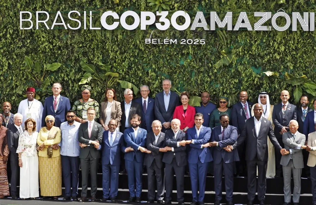 A FOTO DO ENCONTRO HISTÓRICO