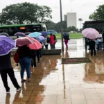 ENFIM, CHEGOU A CHUVA
